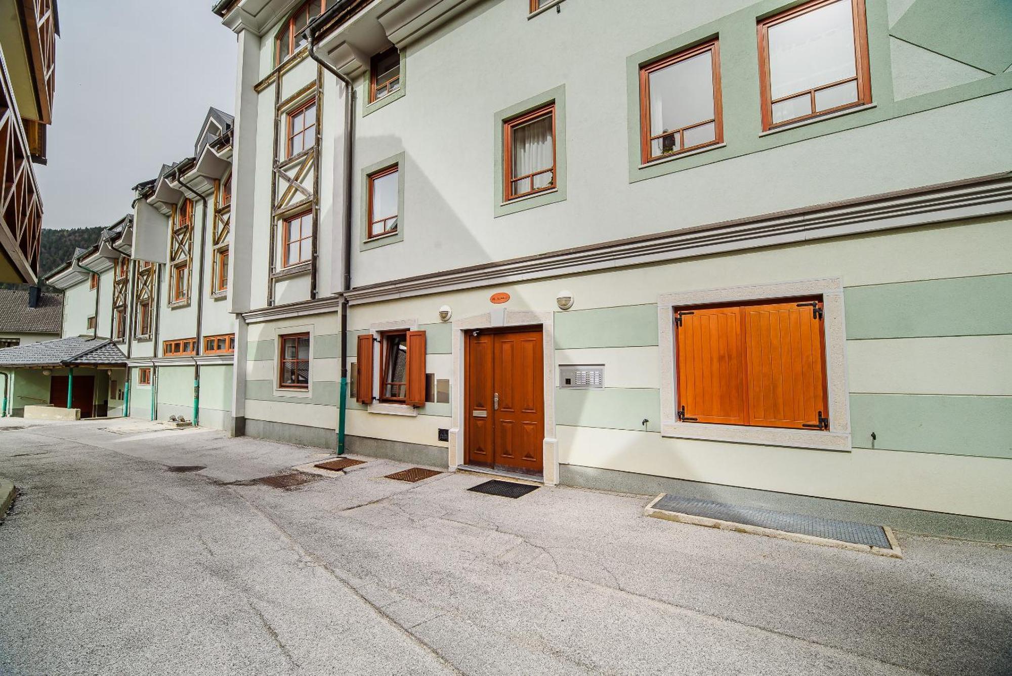Apartments Slavec With Free Onsite Parking Kranjska Gora Exterior foto
